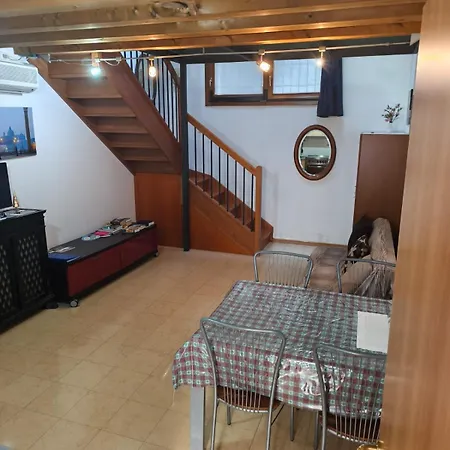 아파트 Rudy House