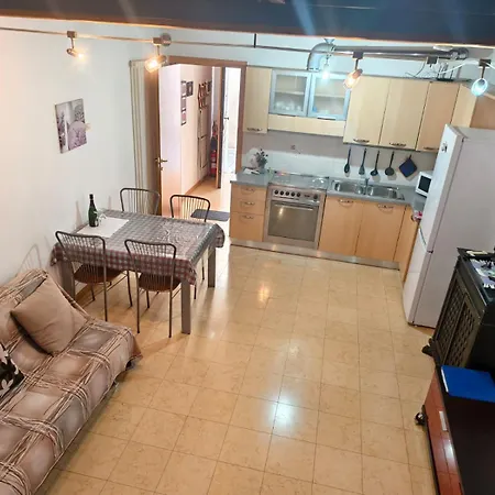 Rudy House *